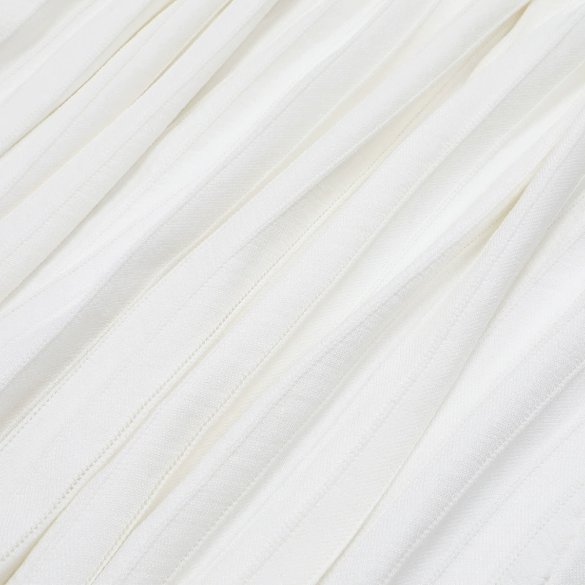 71dabf1c6ab600b33c2e4b8558dfa5c6.webp Fashionslee Women Kirima White Short Sleeve Knit Midi Dress