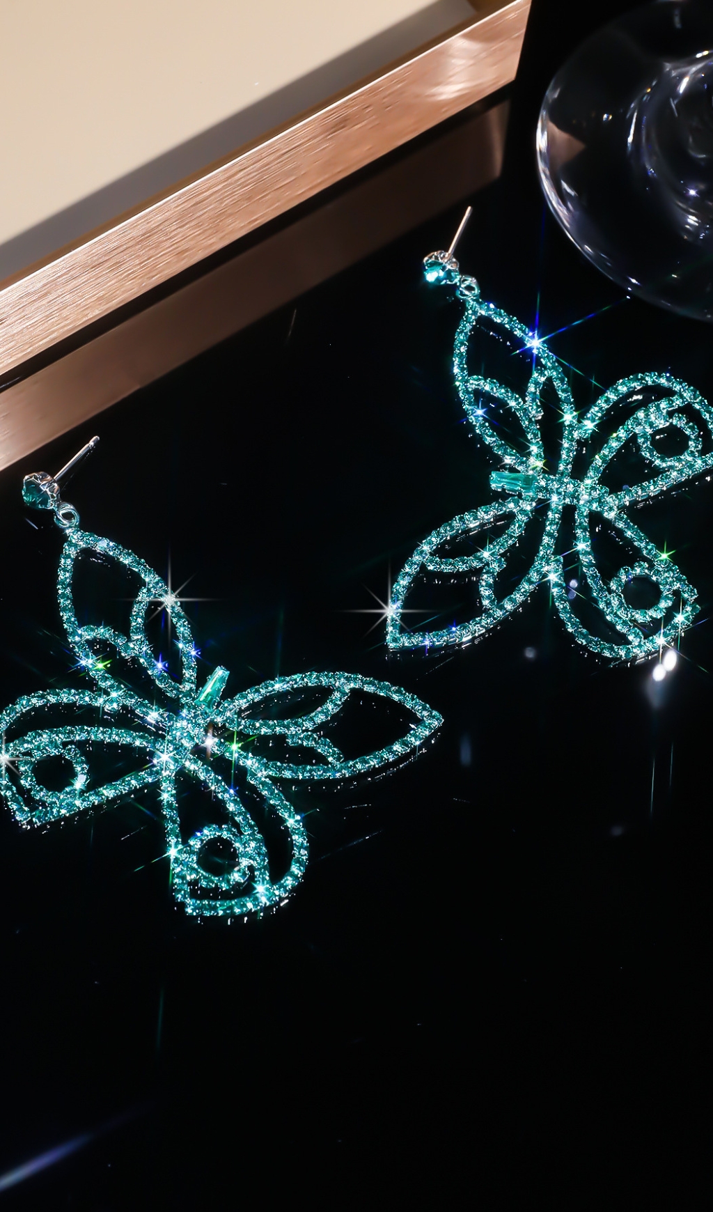 72e722ca0535a1e991ffc86fc6180d18.jpg Fashionslee Women Dougal Blue Rhinestone Butterfly Earrings