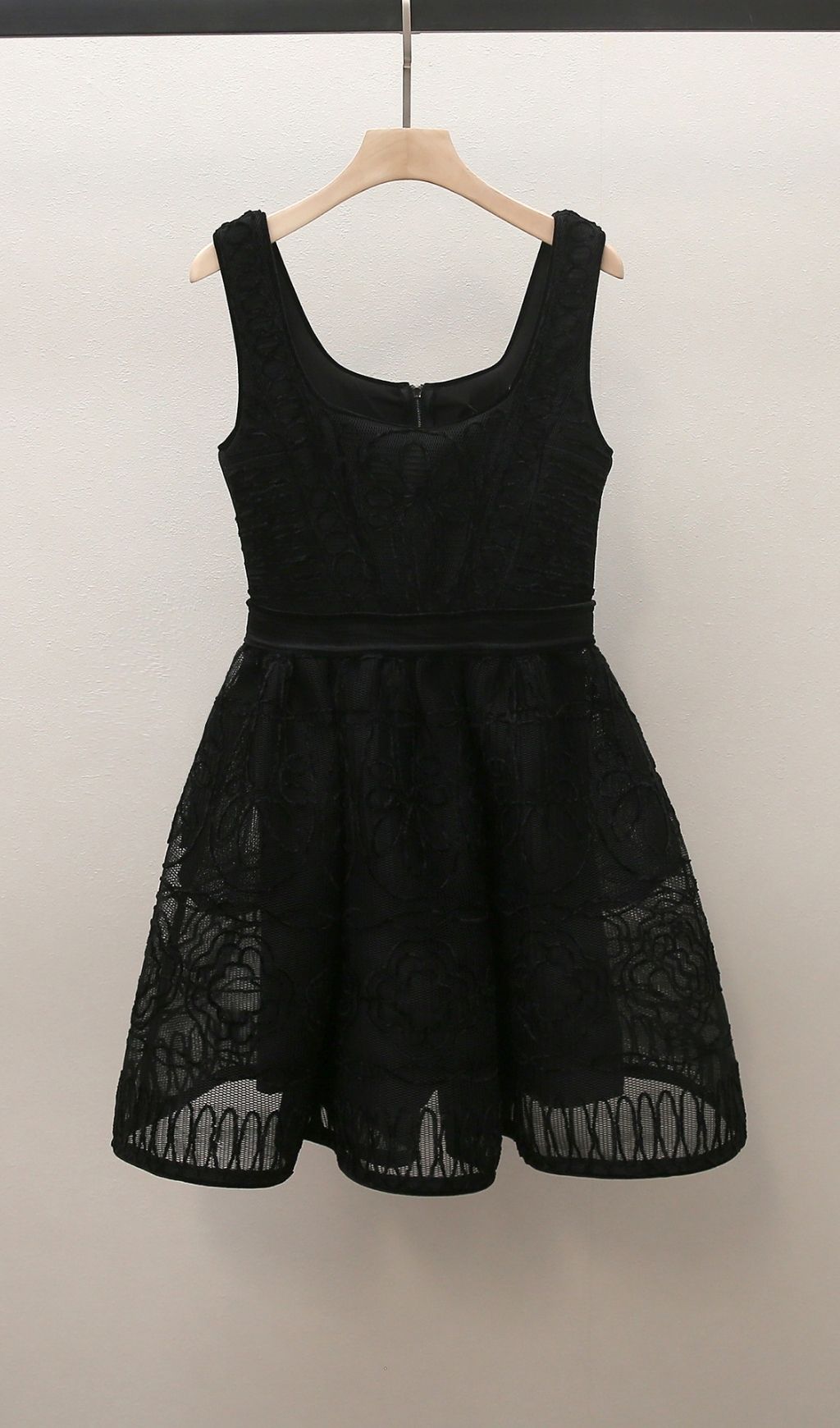 TRENDING EMBROIDERED LACE MINI DRESS - OWNCI
