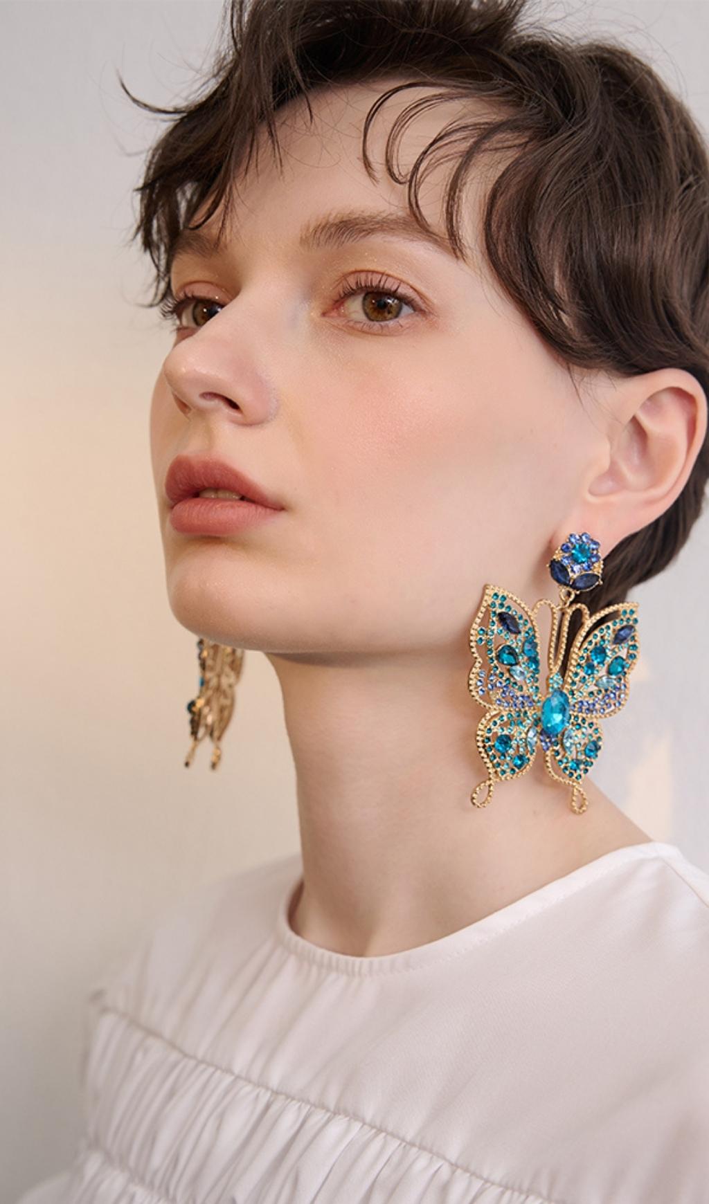 75797430b3357fff6859c12b1c05d2ec.jpeg Fashionslee Women Augustin Colorful Diamond Butterfly Earrings