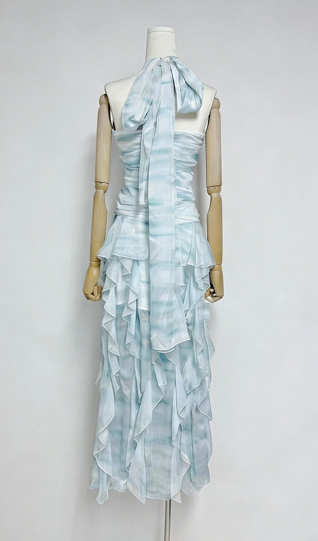 75d79aff15410b101a8e7ced9d8b663e.jpg Fashionslee Women Kaylee Halter Ruffle Maxi Dress