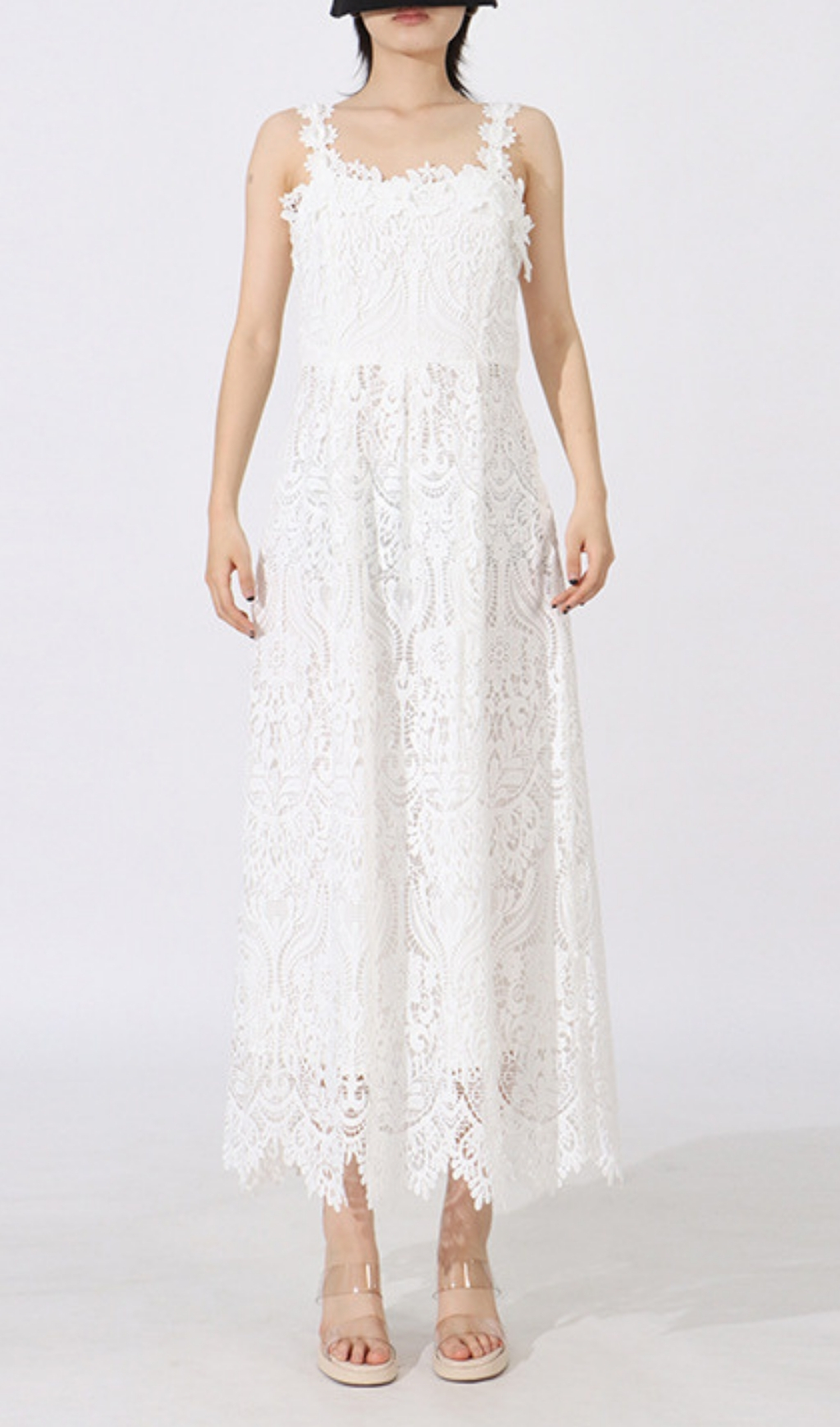 Fashionslee Women Earnest White Embroidery Maxi Dress