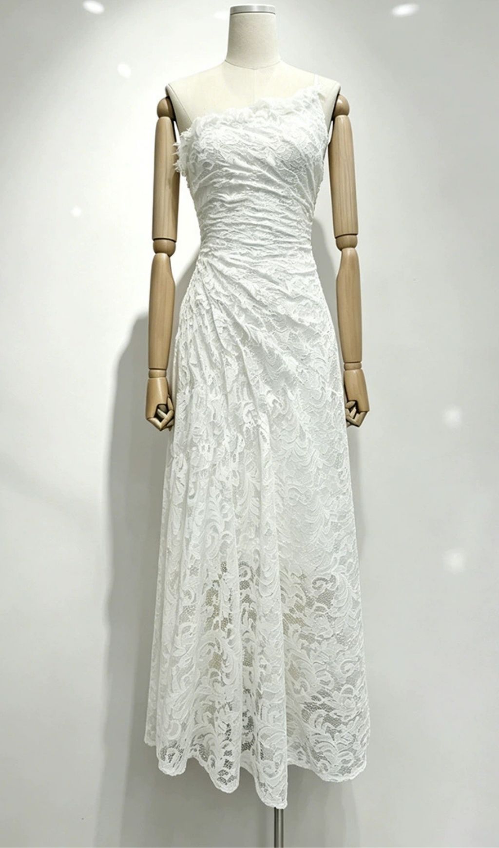 Fashionslee Women Kory White Lace Maxi Dress