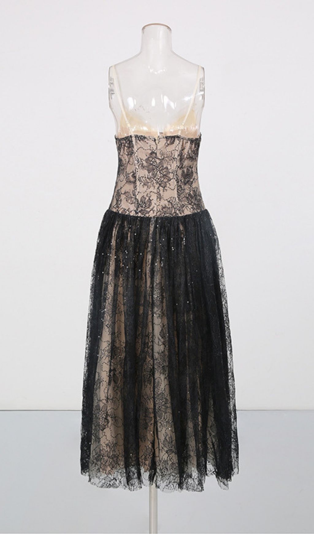 789e1312b0732f40e9d00809bd1d0180.jpg Fashionslee Women Khalilah Lace Midi Dress