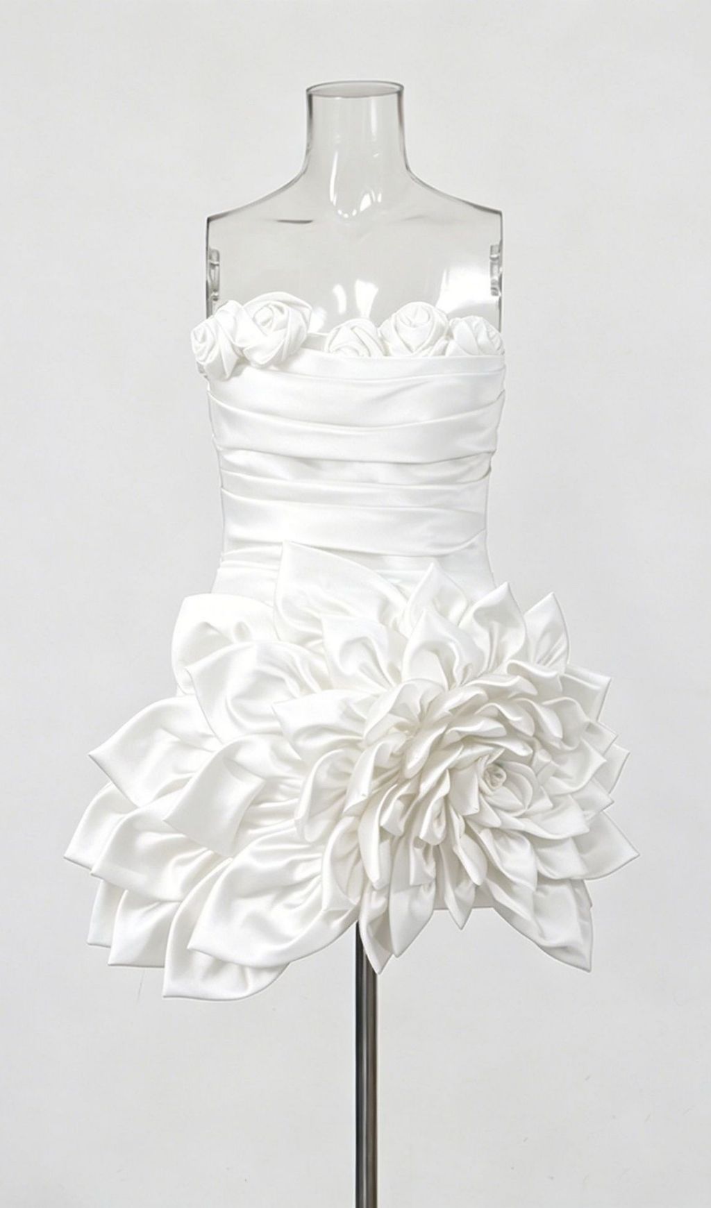 WHITE STRAPLESS 3D FLOWER MINI DRESS AESTHETIC - OWNCI WHITE STRAPLESS 3D FLOWER MINI DRESS AESTHETIC - OWNCI