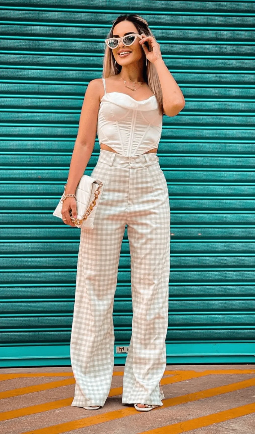 7bc983ff267e9281e9e5431a8e5842af.jpeg Fashionslee Women Pile Of Collar Fishbone Camisole Tops