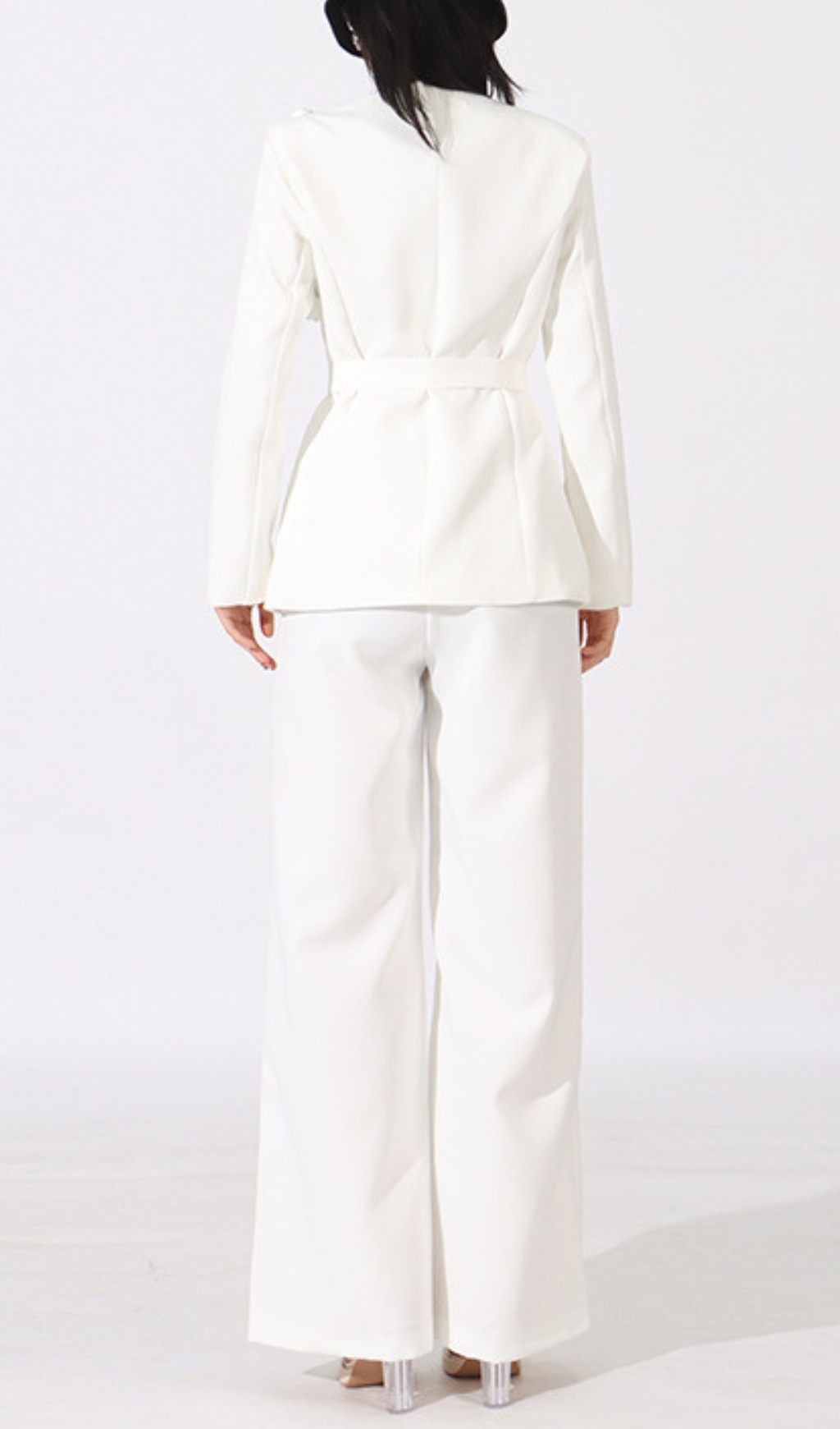 Fashionslee Women Elda White Flower Blazer & Pants Set