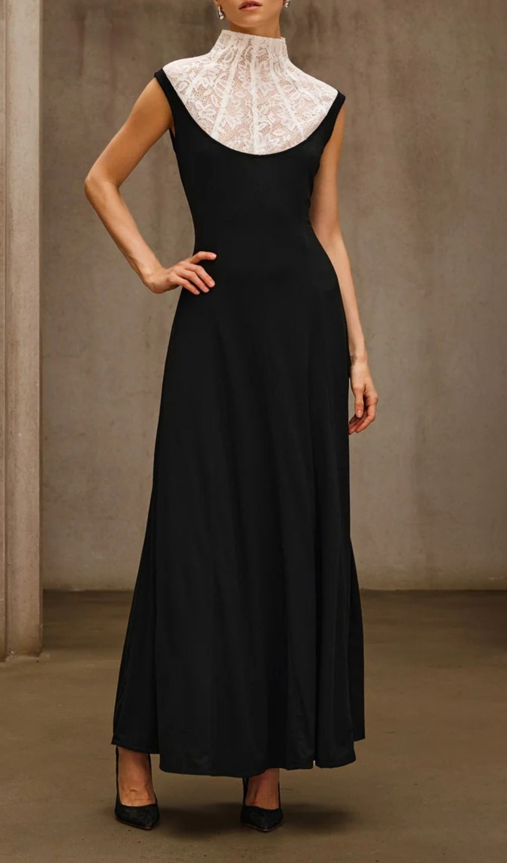 81e93692feeaab0142ee21bedbc68807.jpg Fashionslee Women Sevionyx High Neck Lace Maxi Dress
