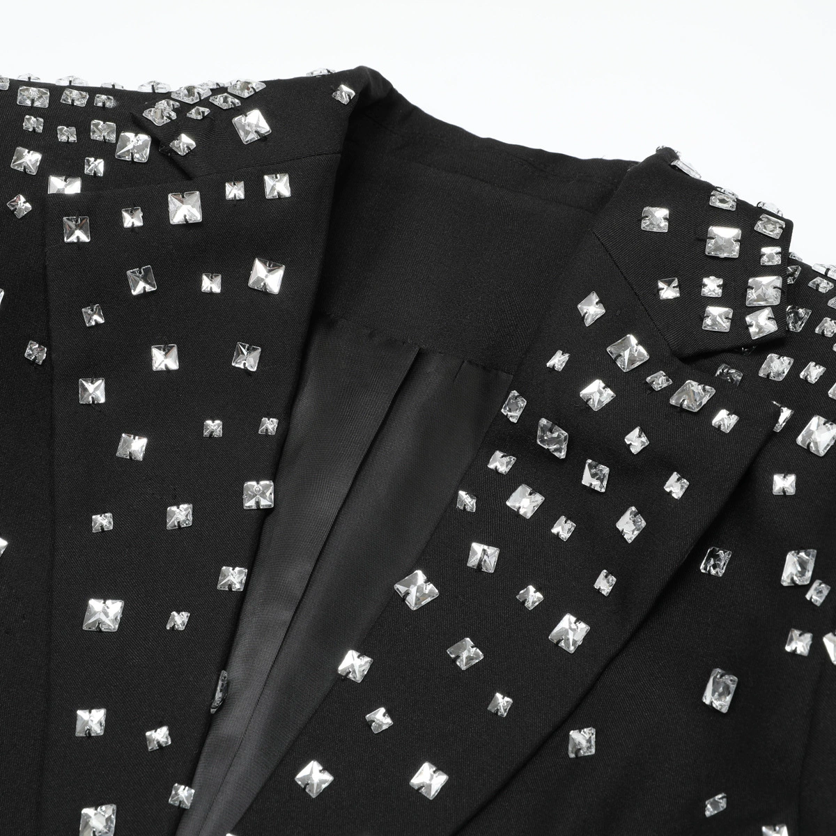 82fa8fc2c253350cdef2847d26b9da44.webp Fashionslee Women Kingsley Black Diamante Blazer