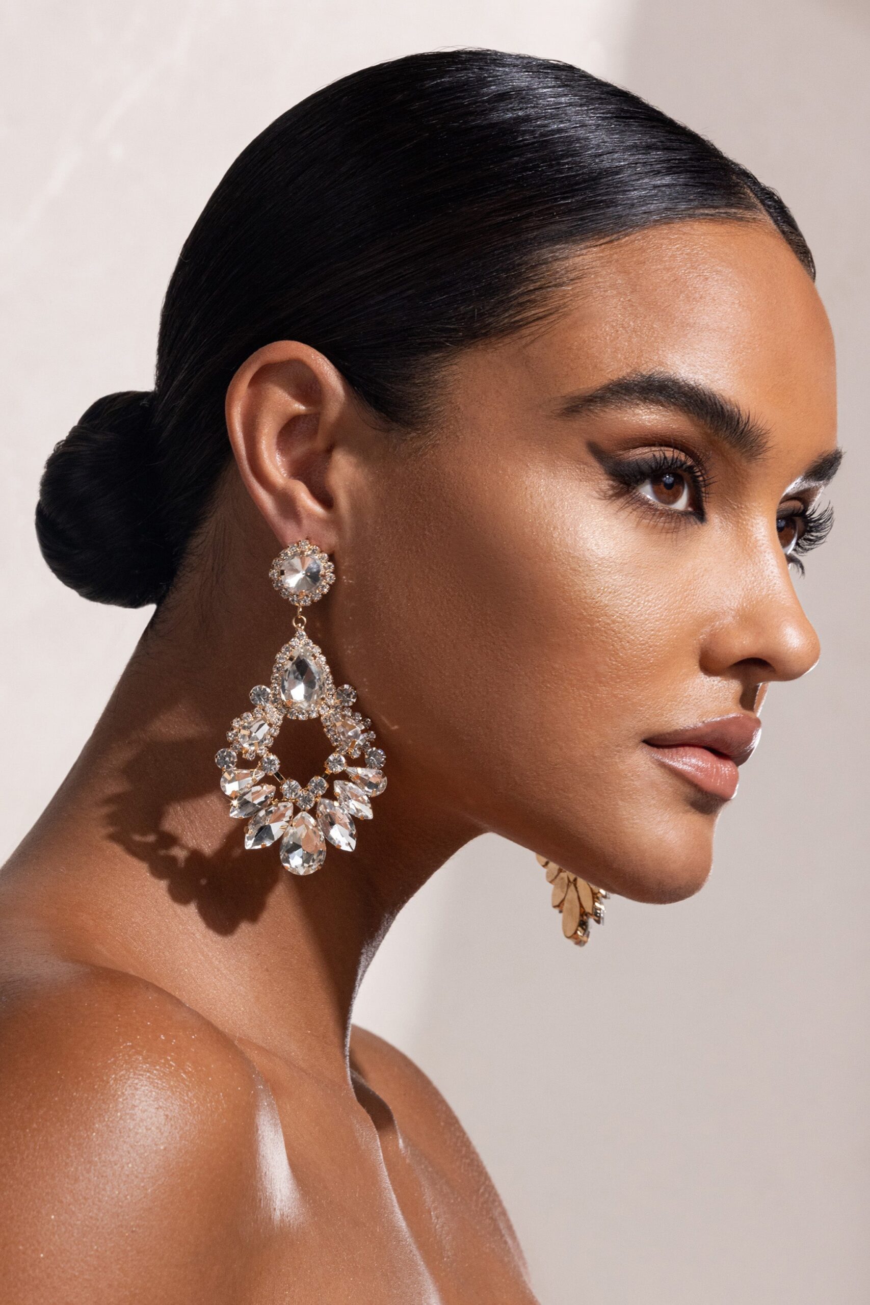 Fashionslee Women White Crystal Chandelier Drop Earrings