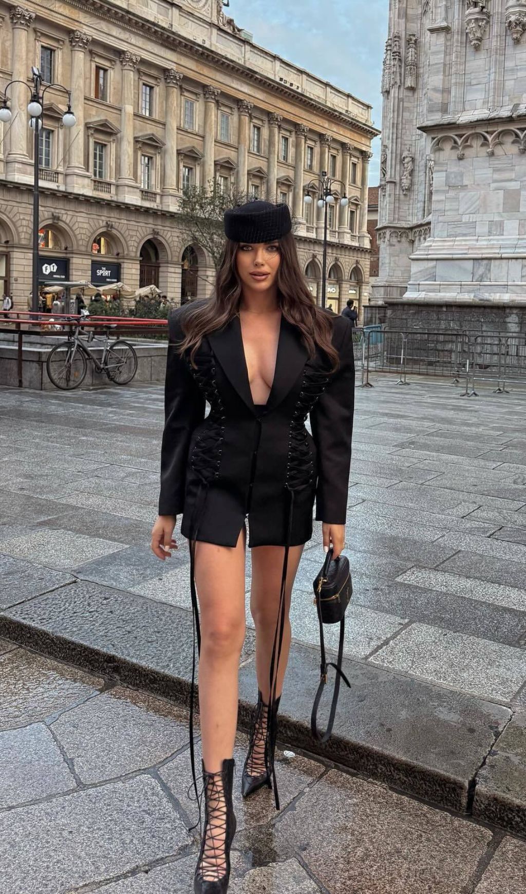 84d61ddf4e26bbb232b680c89f26ebcc.jpg Fashionslee Women Ishan Black Lace-up Blazer Dress