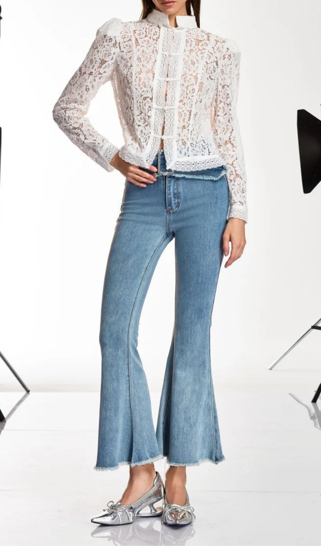 852ab35a826cd6c976e196a9294c5e14.jpg Fashionslee Women Danesha Long Sleeve Lace Top