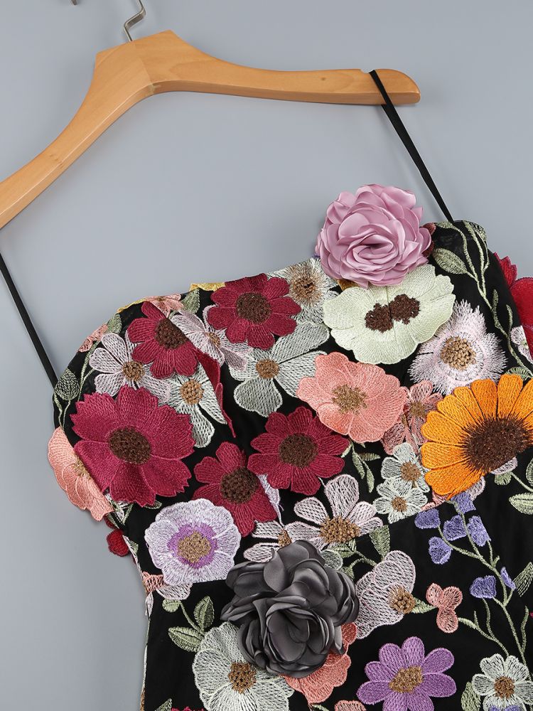 85e2bc7c26efc29b1167f230ee3fe248.jpg Fashionslee Women Laasya Black Strapless Flower Embroidery Mini Dress