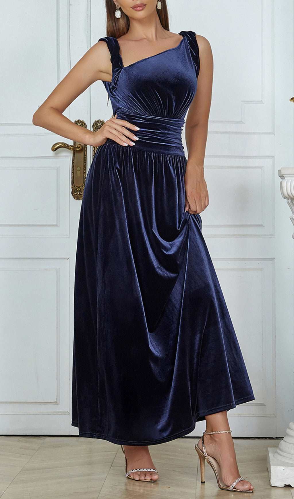 867435b92acbbe1d4e735188505f072e.jpeg Fashionslee Women Antoon Ruched Waist Velvet Maxi Dress