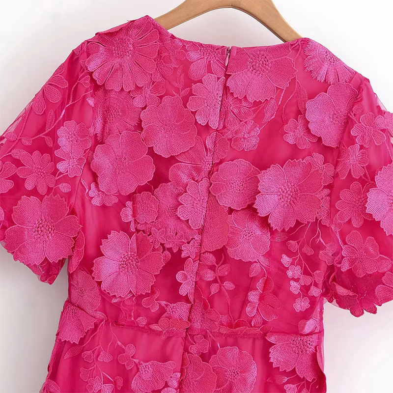 Fashionslee Women Ilka Pink Flower Embroidery Midi Dress