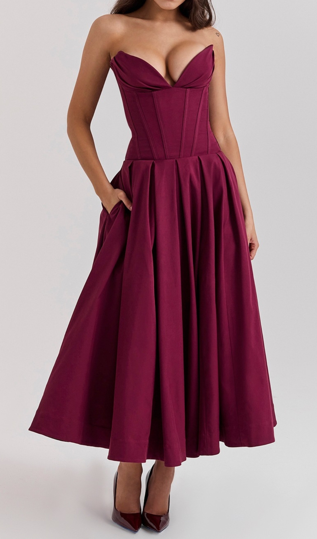 89077adae5457ae7ced100c826aed36f.jpg Fashionslee Women Devani Wine Strapless Corset Midi Dress