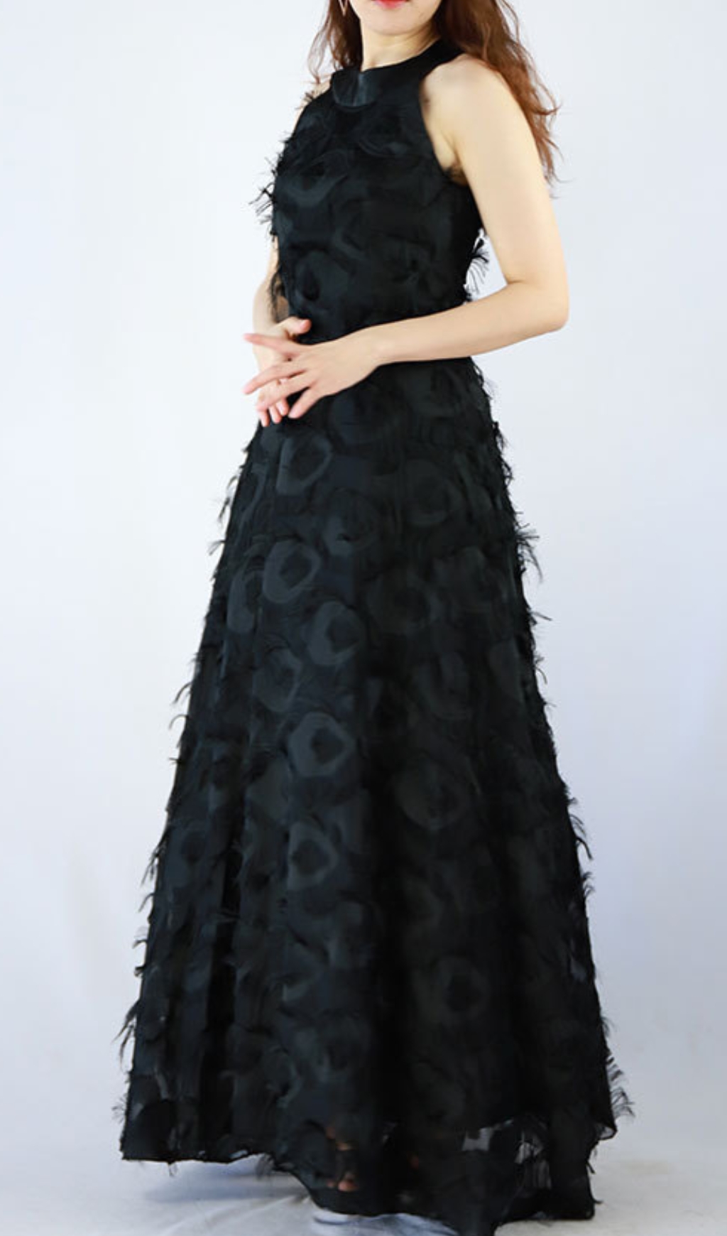 89231fc2934f82b2b6b849cc1cc08c54.jpg Fashionslee Women Devana Black Halter Feather Tassel Maxi Dress