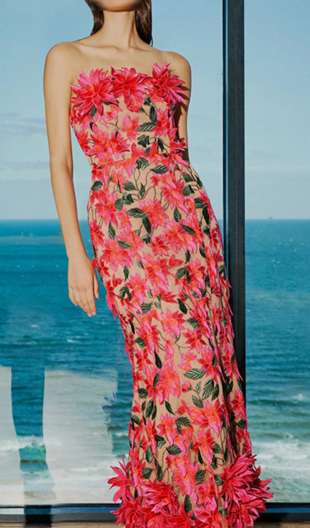Fashionslee Women Derya Strapless Flower Midi Dress