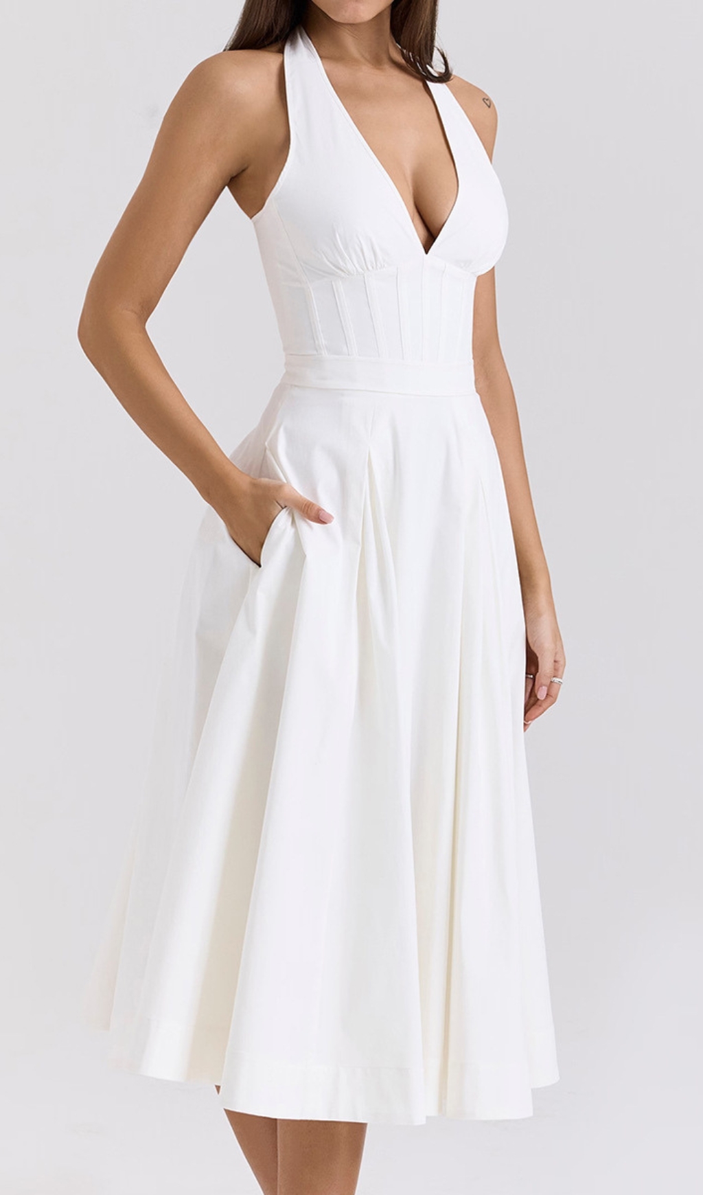 8aafe42a315d409ed9c37545e0dbfa6b.jpg Fashionslee Women Dezba White Halter Corset Midi Dress