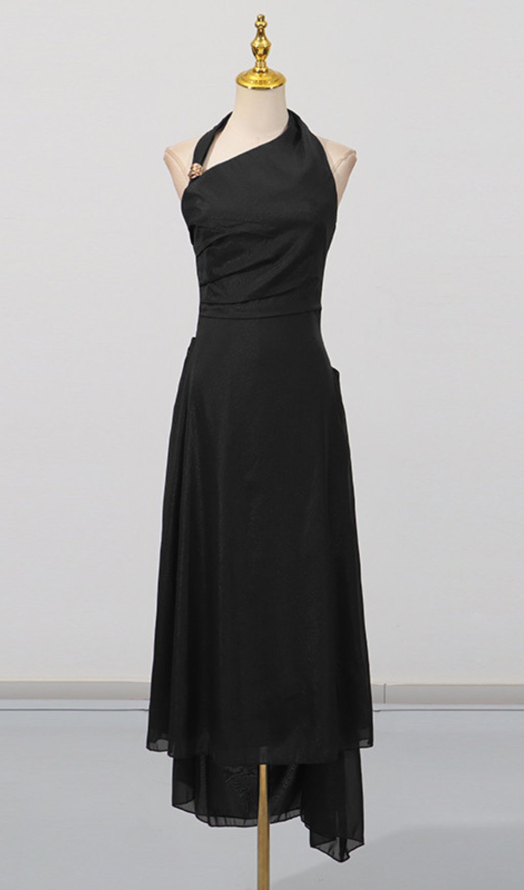 8ac5f4eba58950804da5407cf9ba303a.jpg Fashionslee Women Gibson Black Halter Maxi Dress