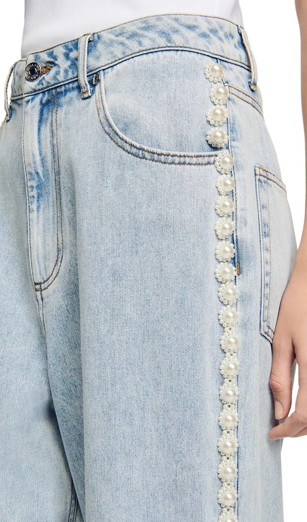 8e09c2be58d339ab67adb7f1cda7e2c2.jpg Fashionslee Women Beaded Jeans in Light Blue Jean