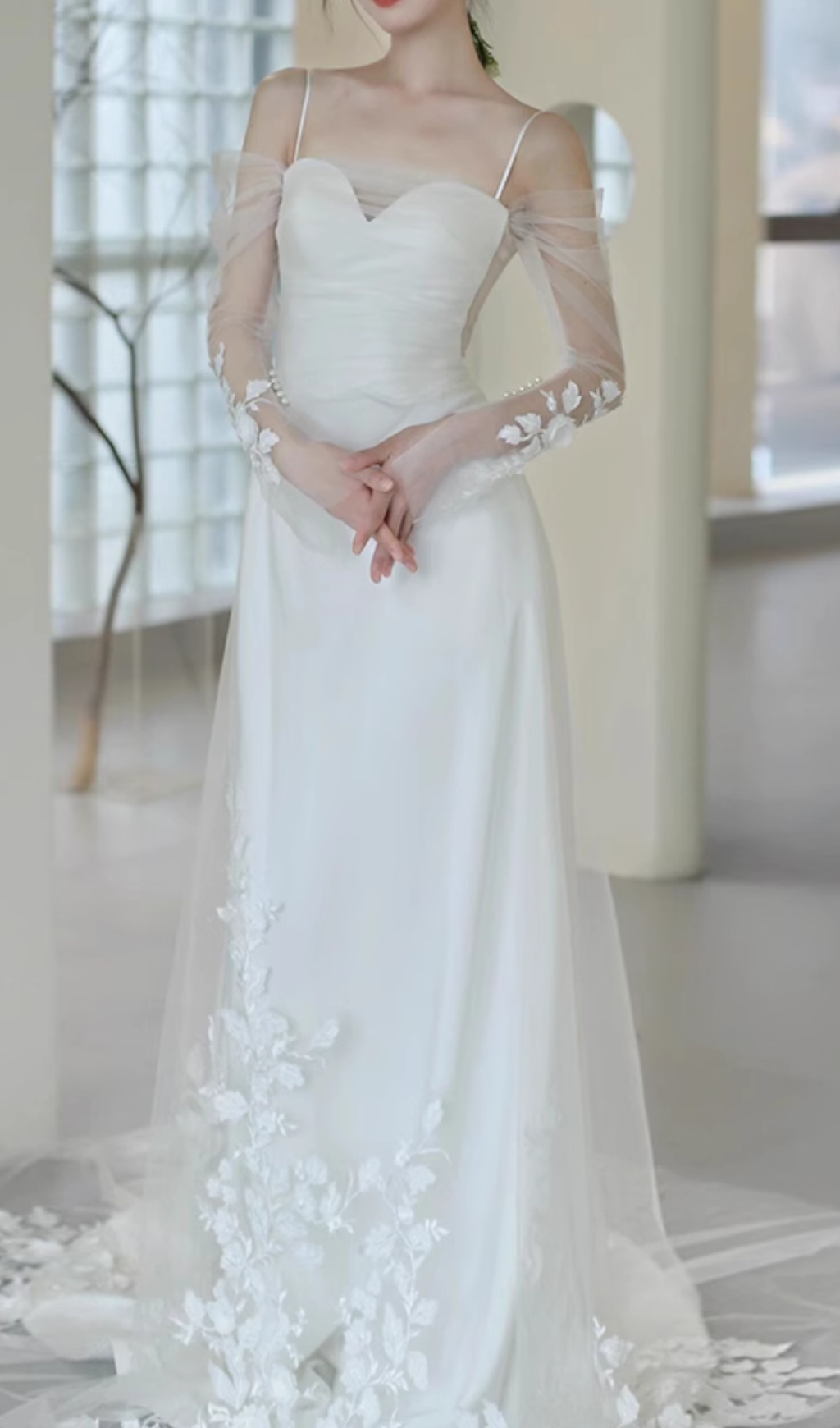 Fashionslee Women Chucky White Mesh Leaf Wedding Dress