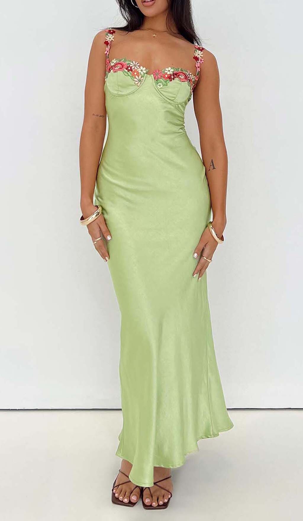 8ea2889f97973e2467eb9d66942e3ccd.jpeg Fashionslee Women Floral Strap Satin Dress