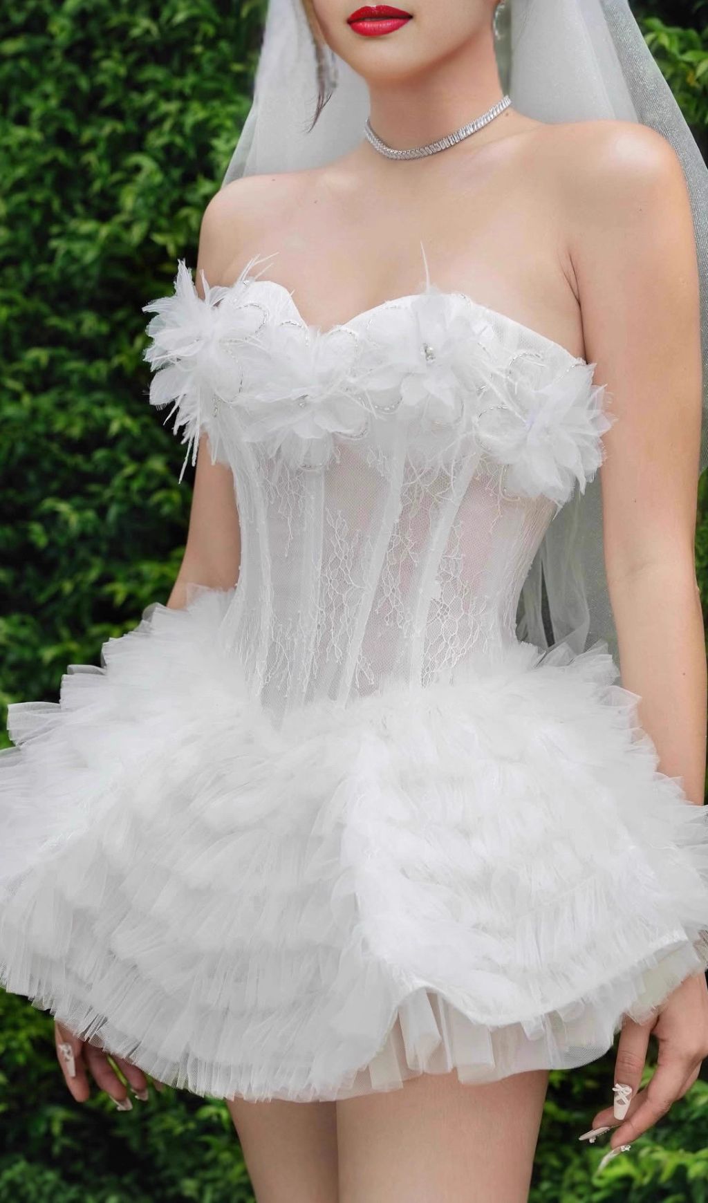 8eb6f0b927bf4c5aa6de66bcb76638cd.jpg Fashionslee Women Joan White Strapless Flower Corset Mini Dress
