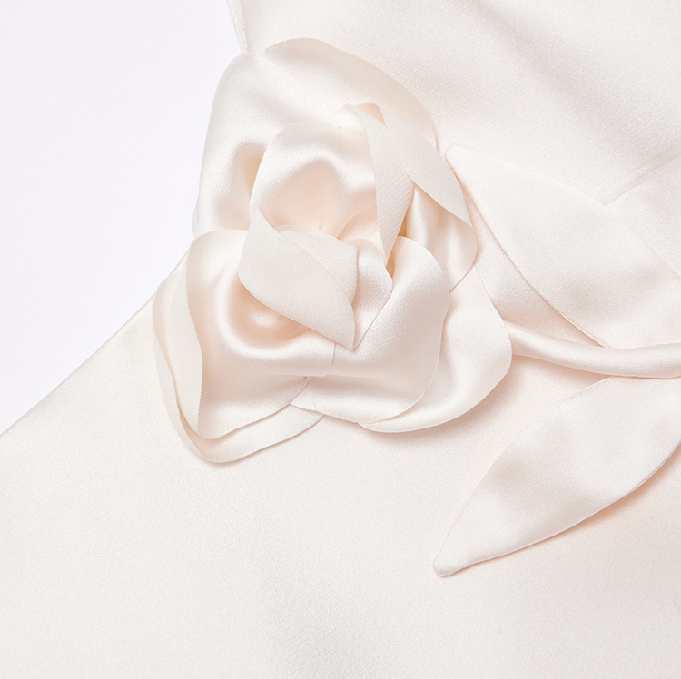 8f1f1883ab8609529614e99e88c7fb84.jpg Fashionslee Women Hetty Strappy Flower Embellished Midi Dress