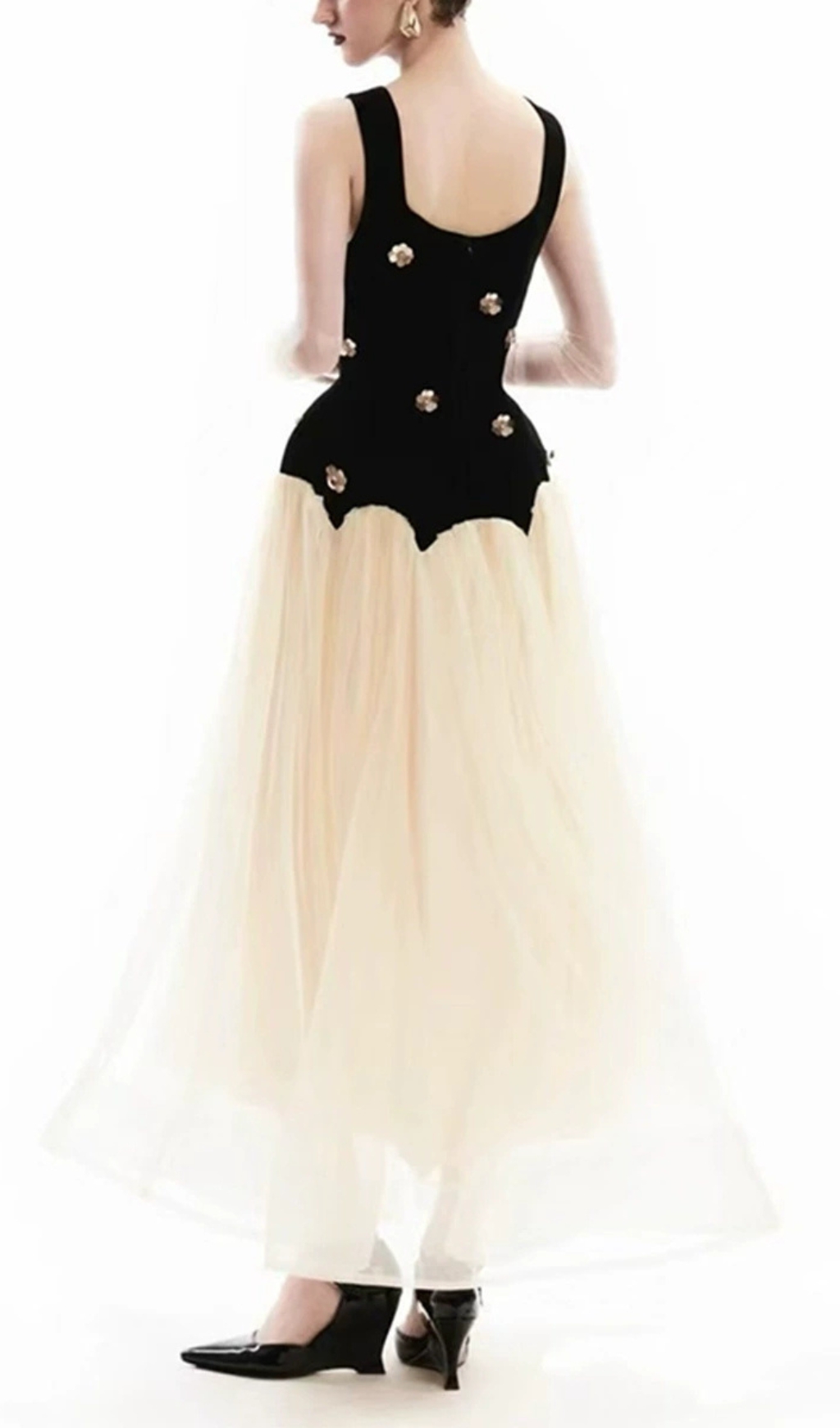 8f8f799ccf4834b31a59f5af7015384f.jpg Fashionslee Women Eula Flower Embellished Mesh Maxi Dress