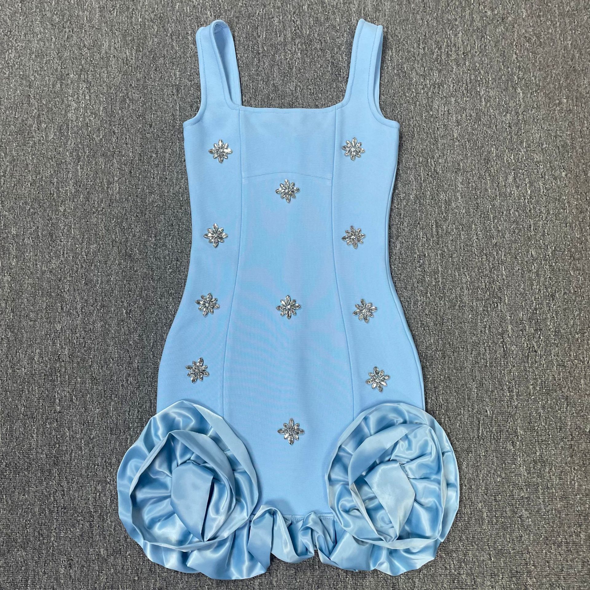 9088f5f578ddd1e8d20713519cf26817.jpg Fashionslee Women Gavan Flower Diamante Bandage Mini Dress