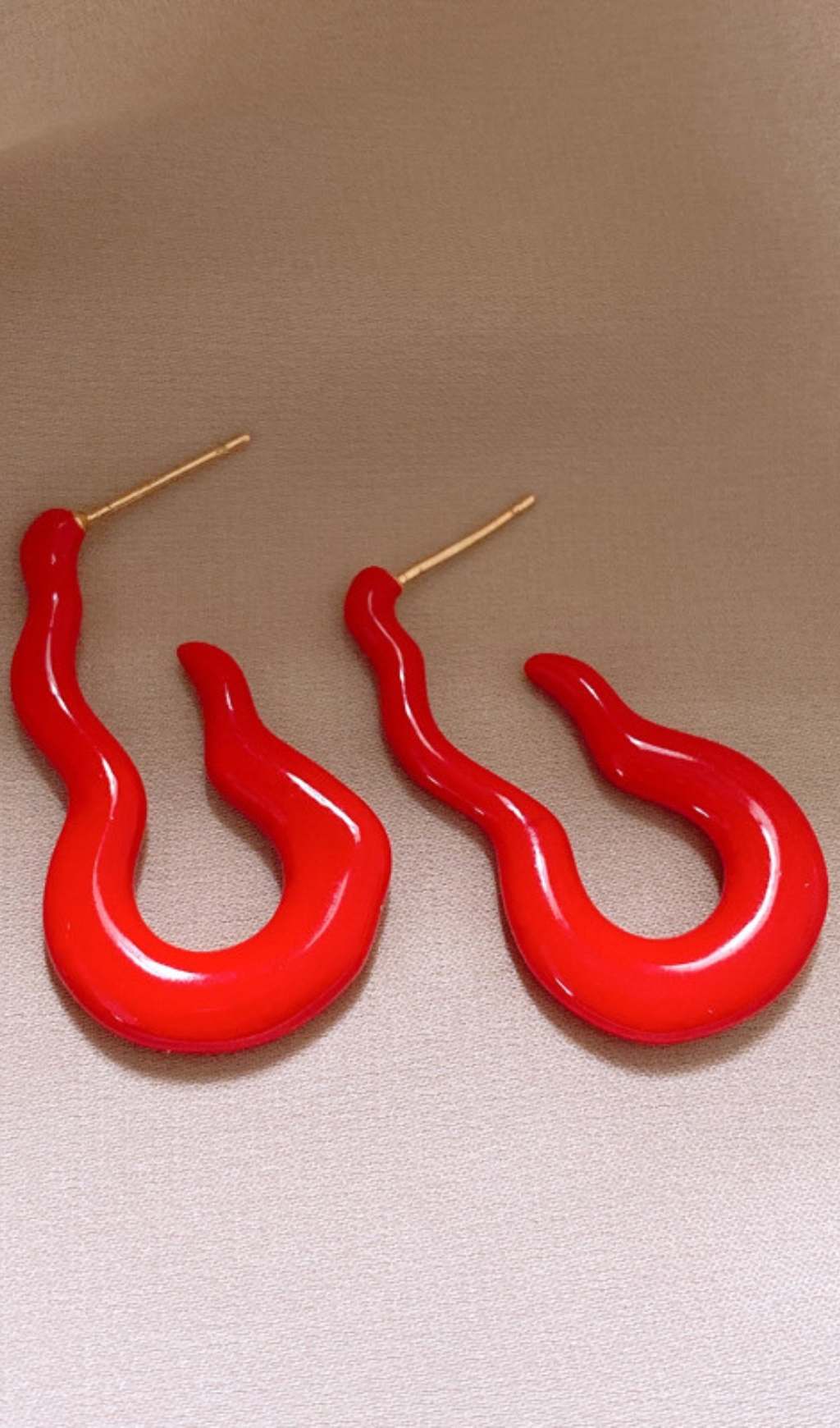 909e070815f7c9918c6e9e6e84cbccbe.jpg Fashionslee Women Dany Red Gourd Earrings