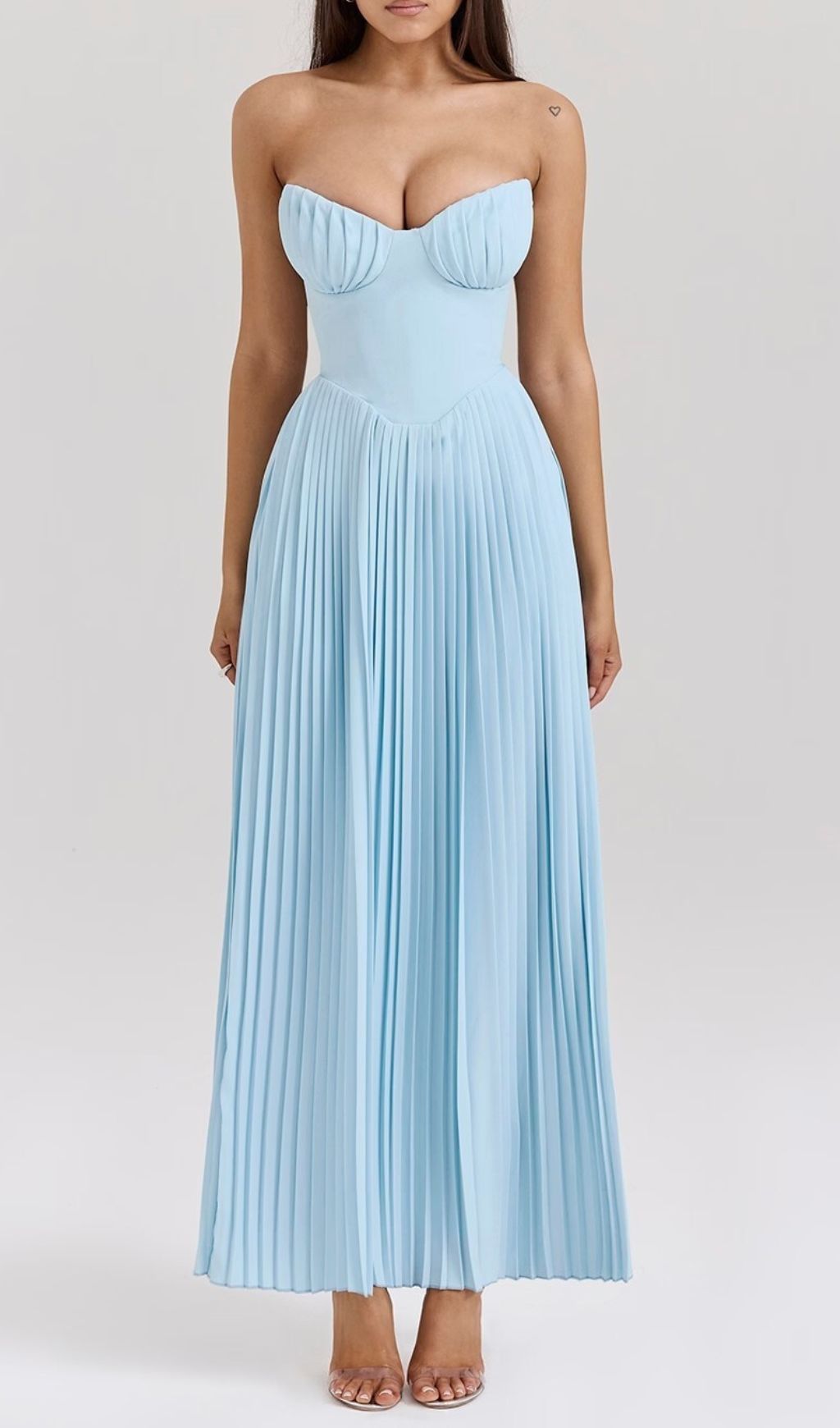 90d4d5265935783ae110366edfbd6ff2.jpg Fashionslee Women Fallon Strapless Pleated Maxi Dress