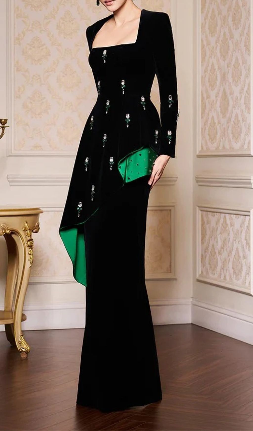 Fashionslee Women Hedya Black Crystal Long Sleeves Maxi Dress