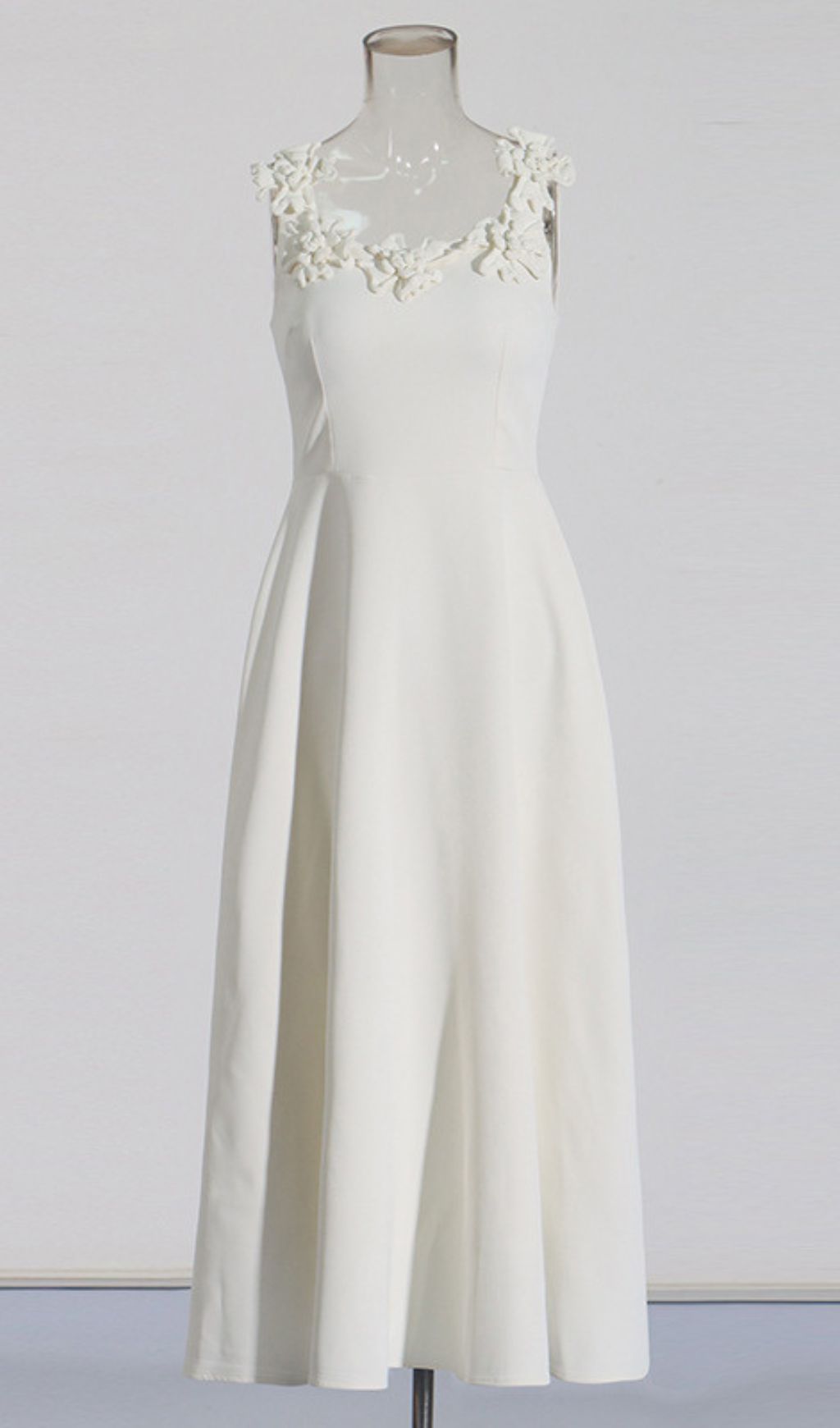 91a5dd8409d29ac573055586f064fabb.jpg Fashionslee Women Janan White Flower Midi Dress