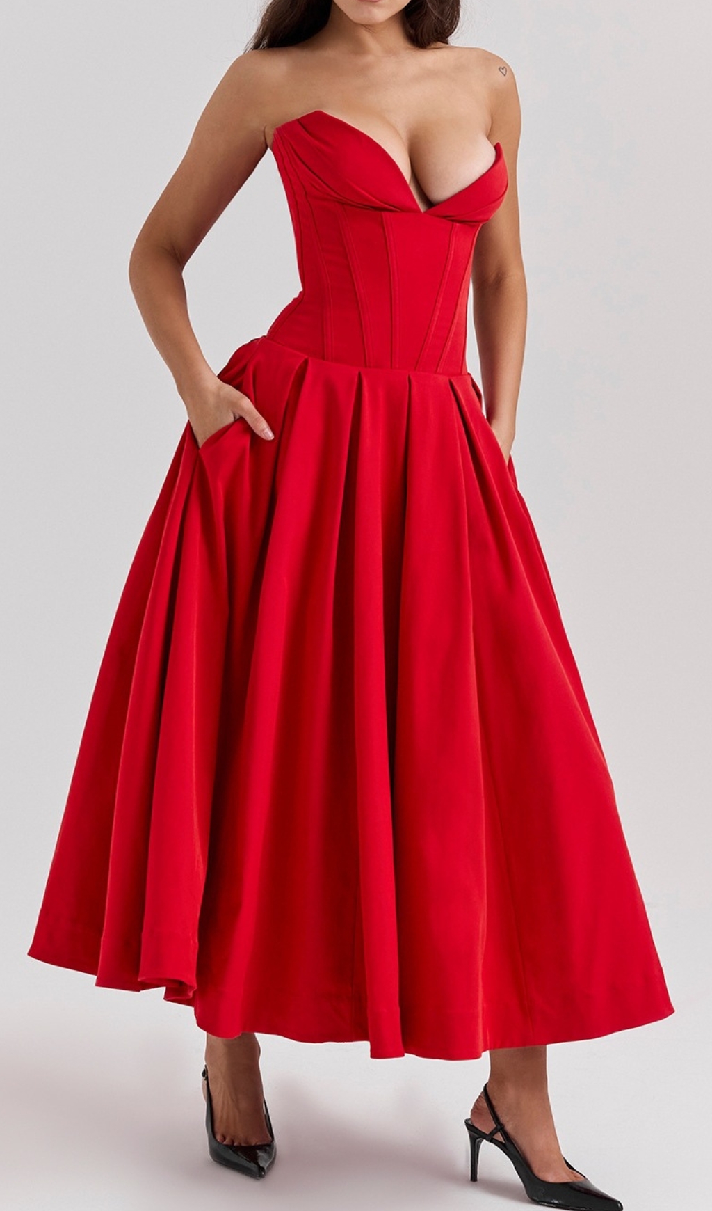 91ca216760ea322dd0b06468f4e75a9e.jpg Fashionslee Women Devani Red Strapless Corset Midi Dress