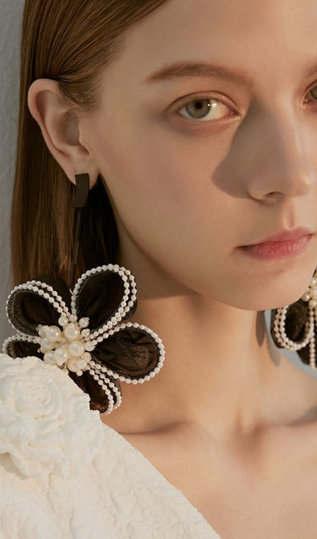Fashionslee Women Aura Black Lace Flower Pearl Earrings