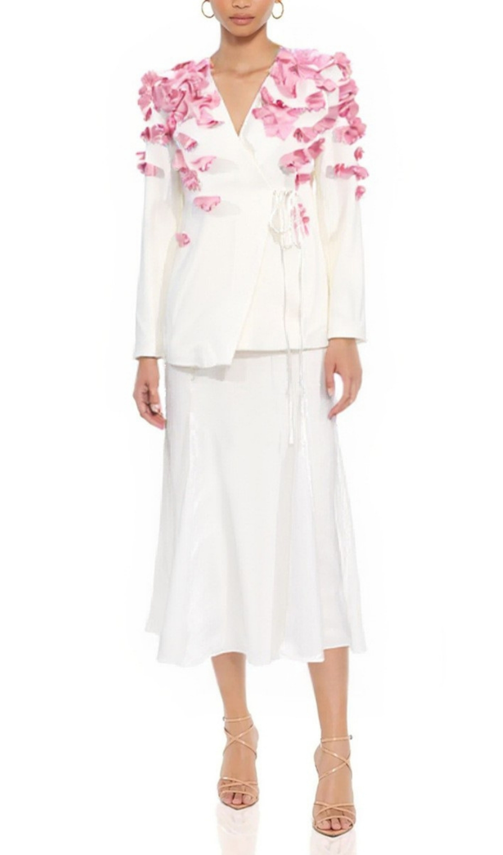 Fashionslee Women Feo White Flower Embellished Blazer