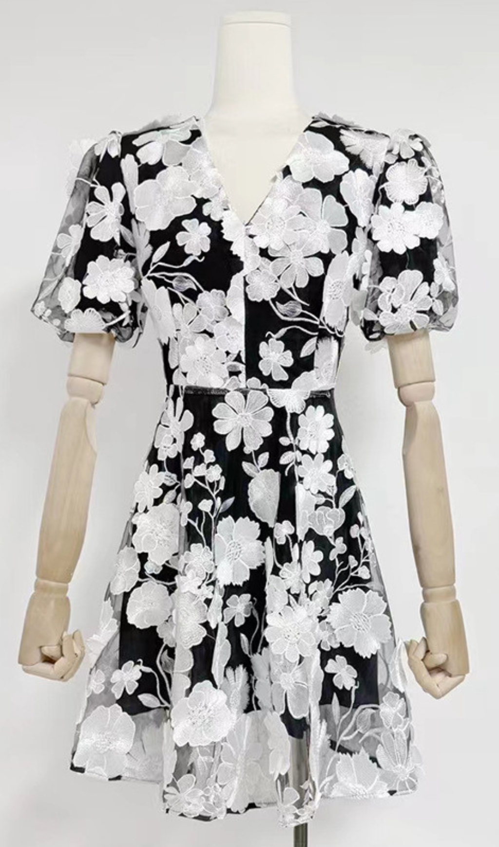 92933a3a00e11db486c8970686fe56a8.jpg Fashionslee Women Chayan Flower Embroidery Mini Dress