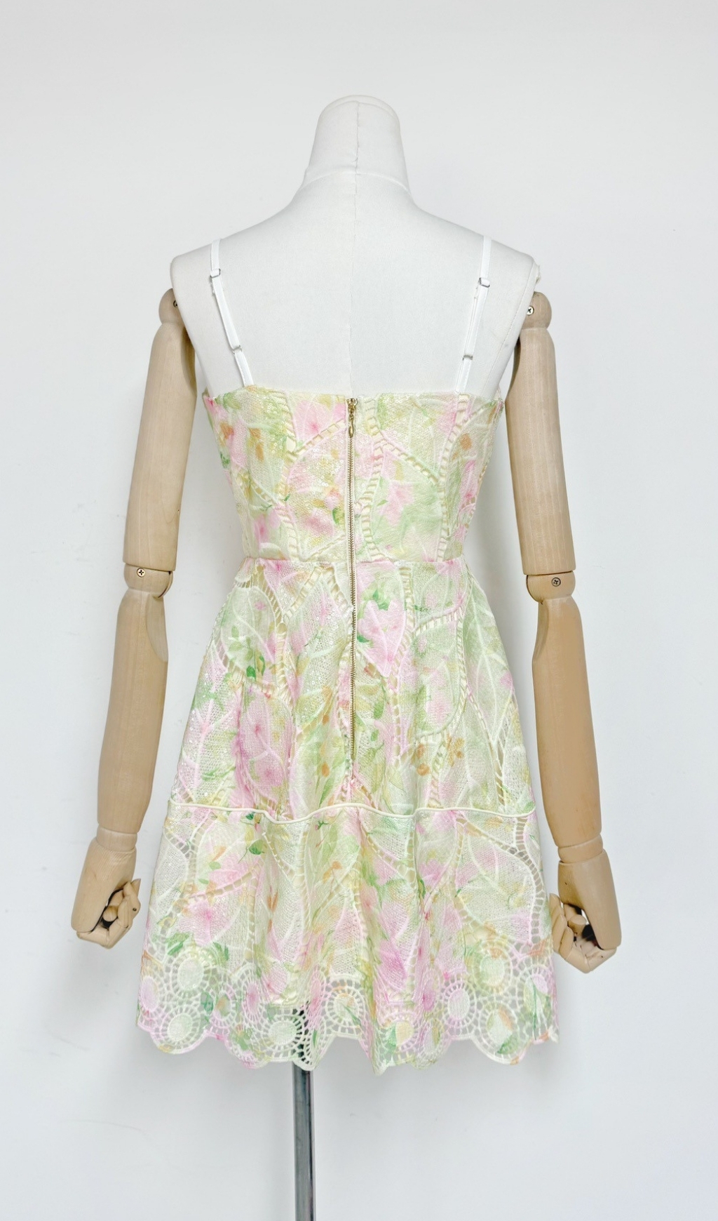 93bf6c90e33754d285cb0e494149618c.jpg Fashionslee Women Fujiko Strappy Floral Mini Dress