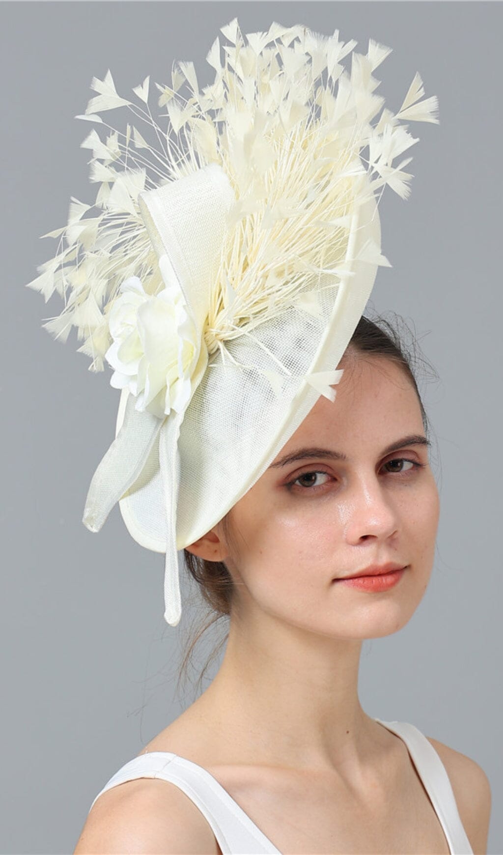 Fashionslee Women Cream Elegant Feather Fascinators