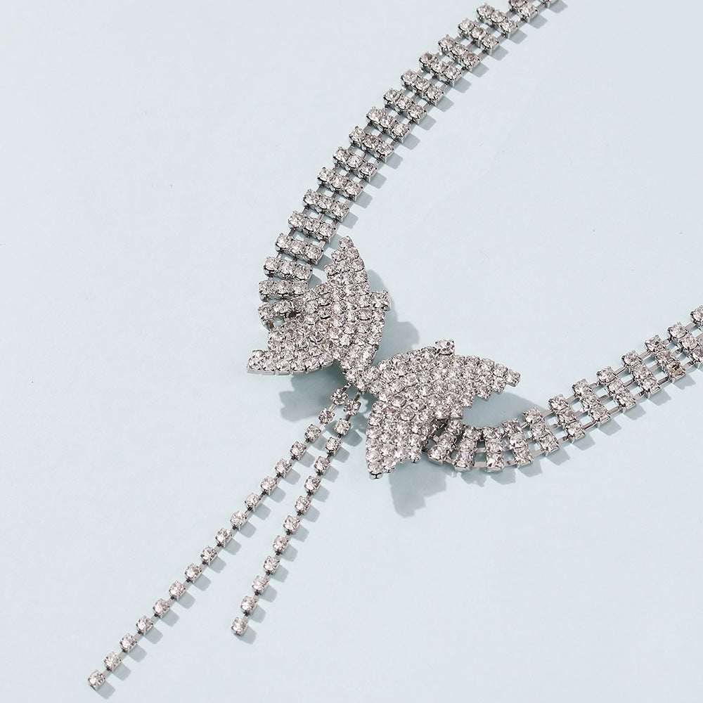 95f53b6dbc185bcd88f51e8f153f5cbb.jpeg Fashionslee Women Silver Diamond Butterfly Choker