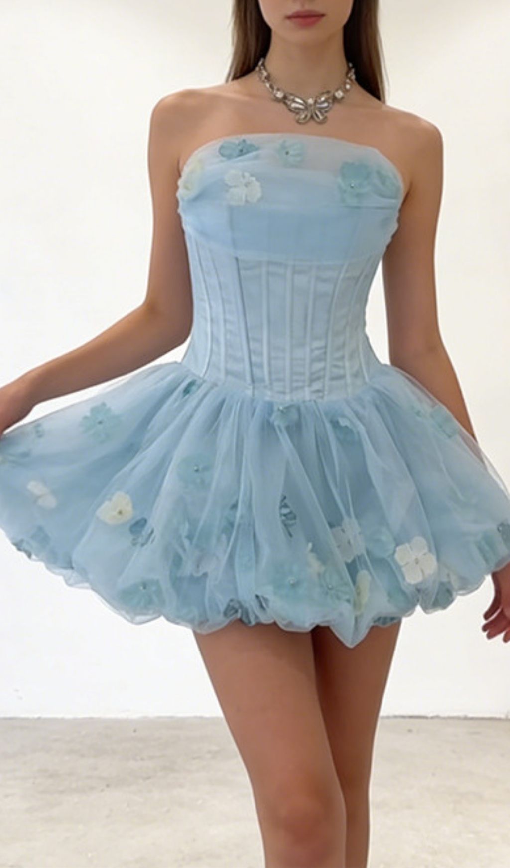 STRAPLESS CORSET FLOWER MINI DRESS – VIRAL AESTHETIC - OWNCI STRAPLESS CORSET FLOWER MINI DRESS – VIRAL AESTHETIC - OWNCI