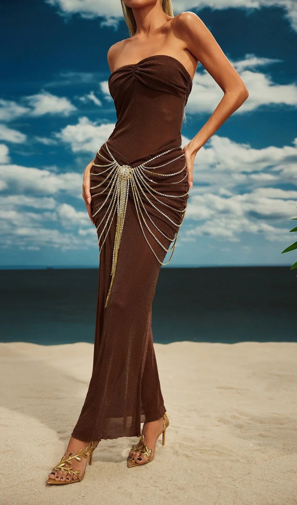 96d8559b5bb318d3d52e6c328eda2445.jpg Fashionslee Women Carrick Crystal Body Chain Skirt In Gold