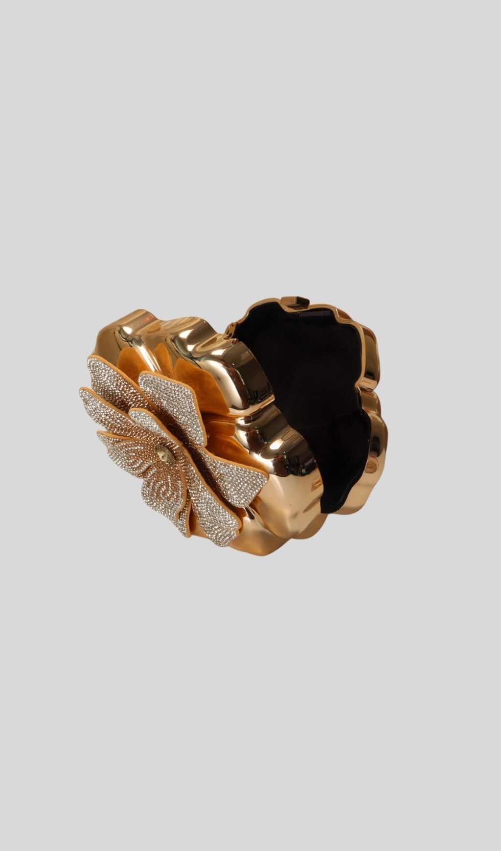 GOLD FLOWER DIAMANTE BAG – TRENDING CLUTCH - OWNCI GOLD FLOWER DIAMANTE BAG – TRENDING CLUTCH - OWNCI