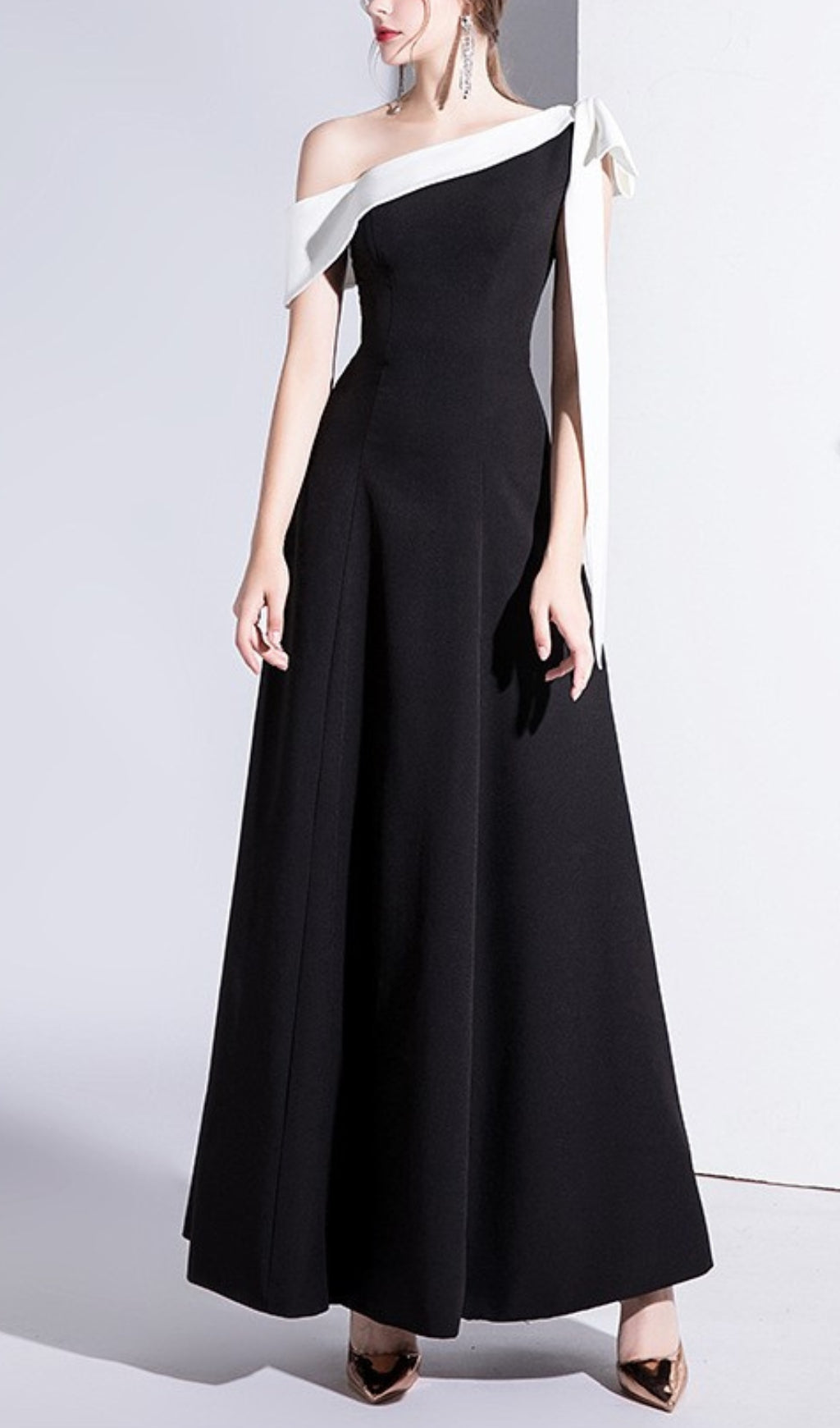Fashionslee Women Pagged Bow Midi Dress In Black