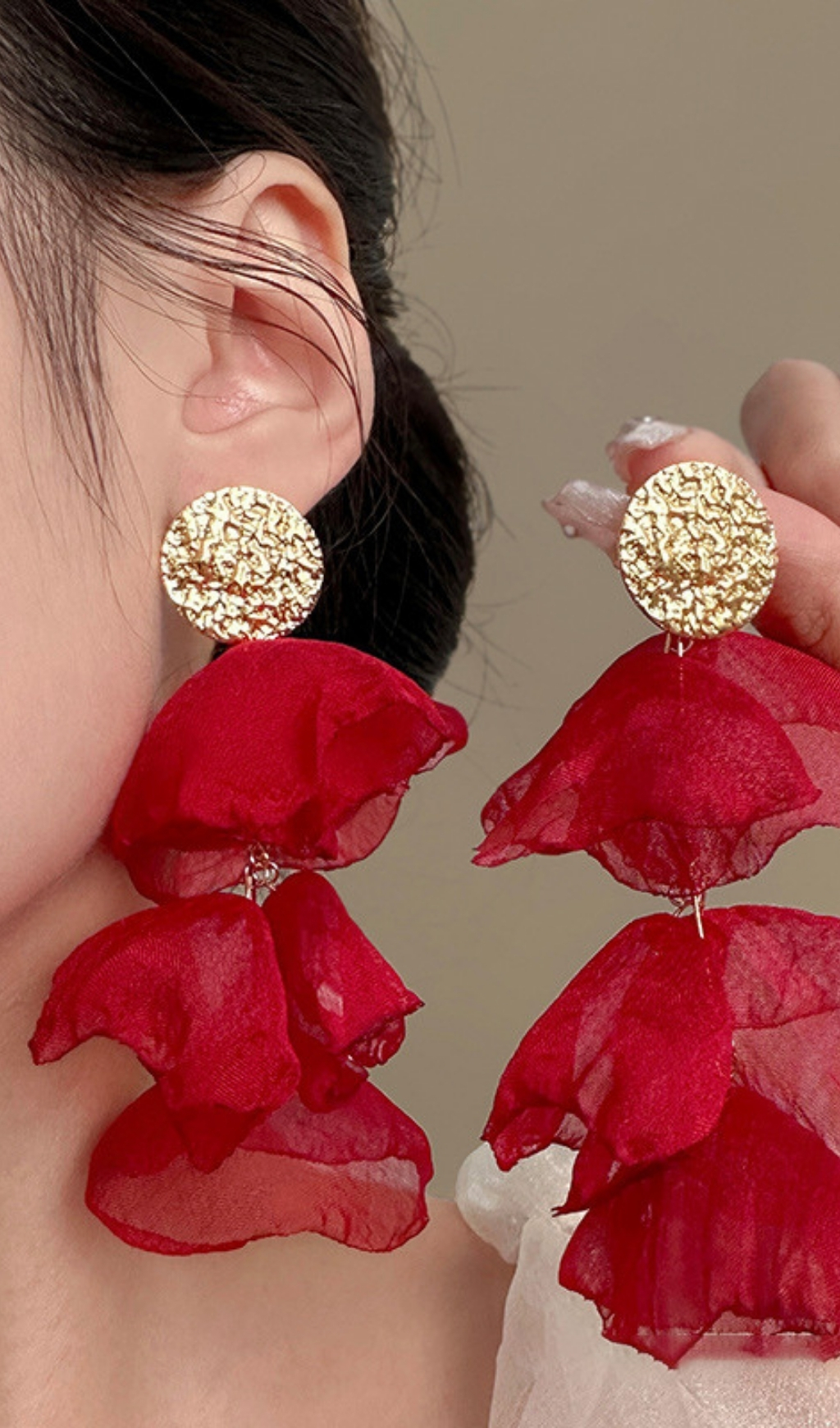 9a712df028eb42e15896ccc71521db0d.jpg Fashionslee Women Fei Flower Earrings