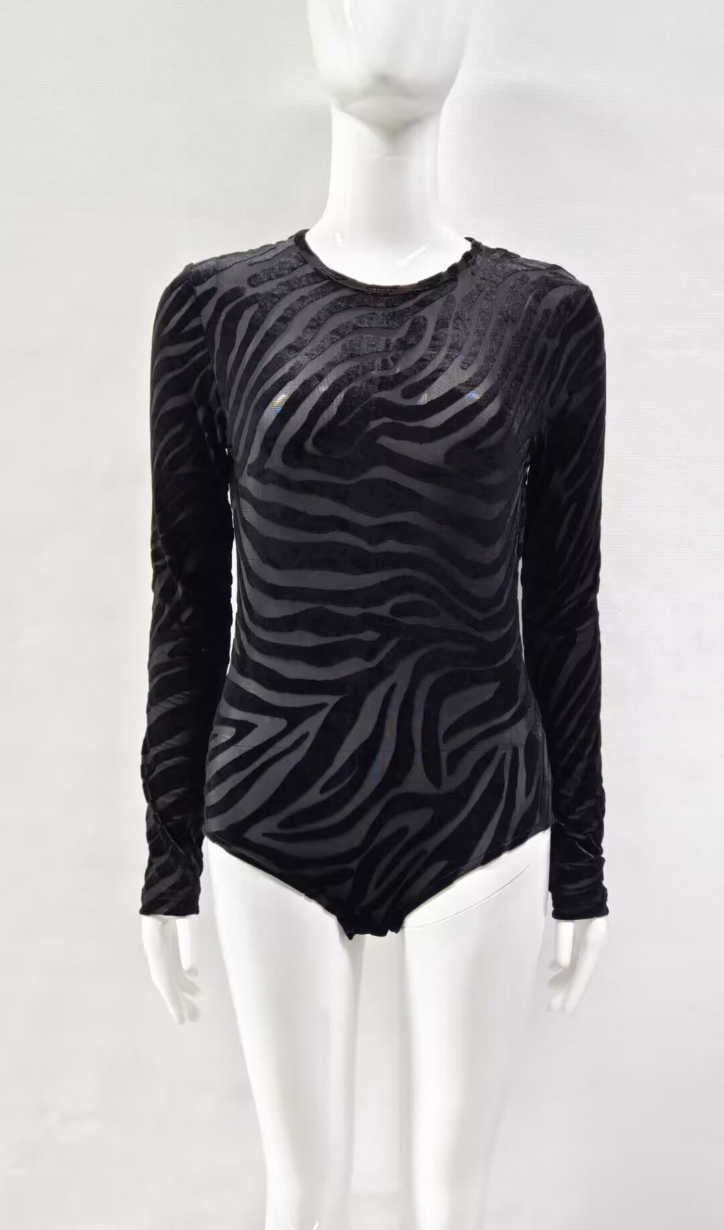 9cb1ba9e6bcc72f18c5f6794b166e124.jpeg Fashionslee Women Zebra Print Sheer Carved Velvet Jumpsuit Set
