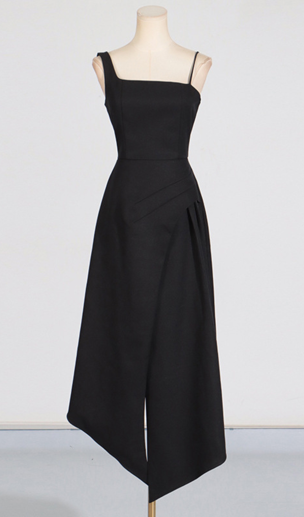 Fashionslee Women Carlen Black Maxi Dress With White Shawl