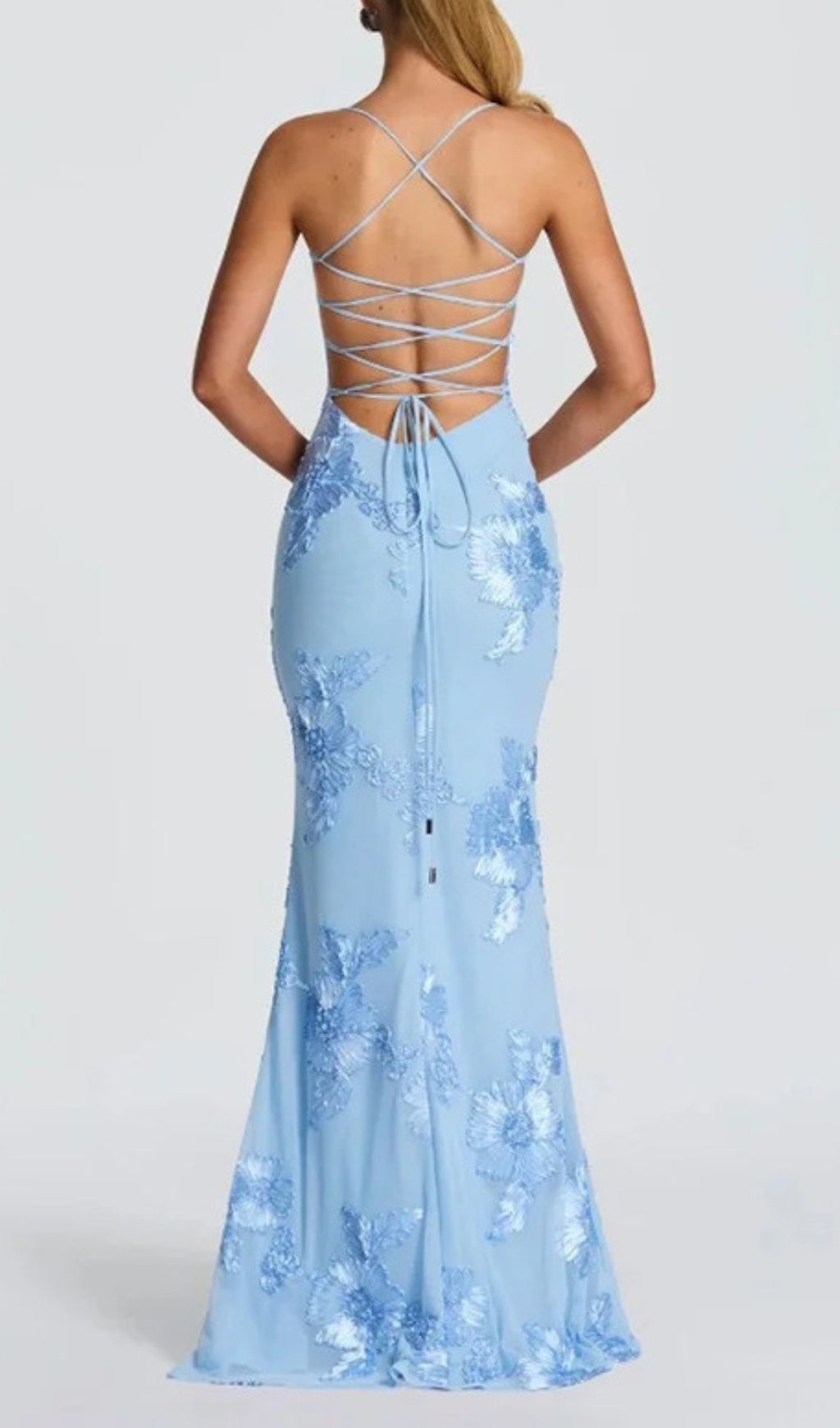 Fashionslee Women Jaleh Blue Floral Backless Maxi Dress